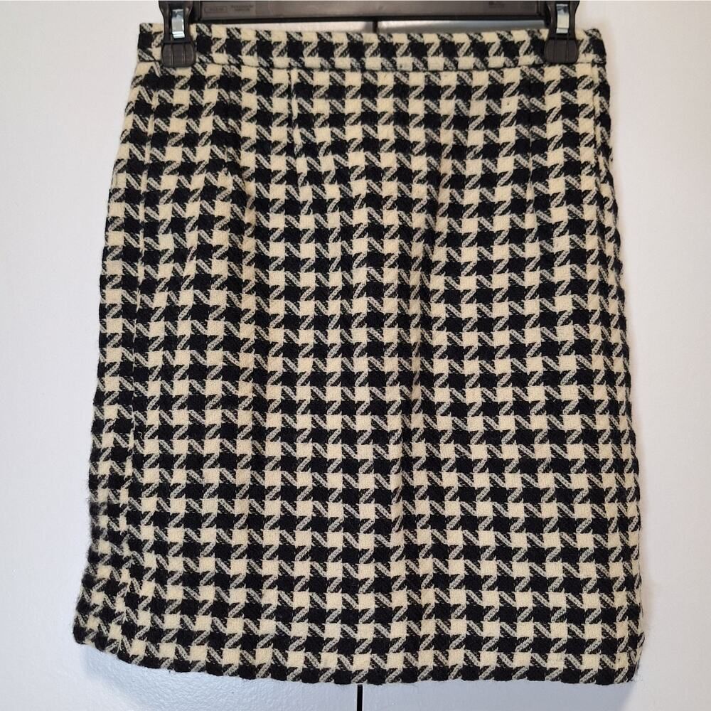 Teri Jon by Rickie Freeman Wool Houndstooth Pencil Skirt